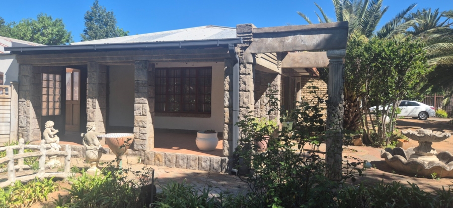 4 Bedroom Property for Sale in Hospitaalpark Free State